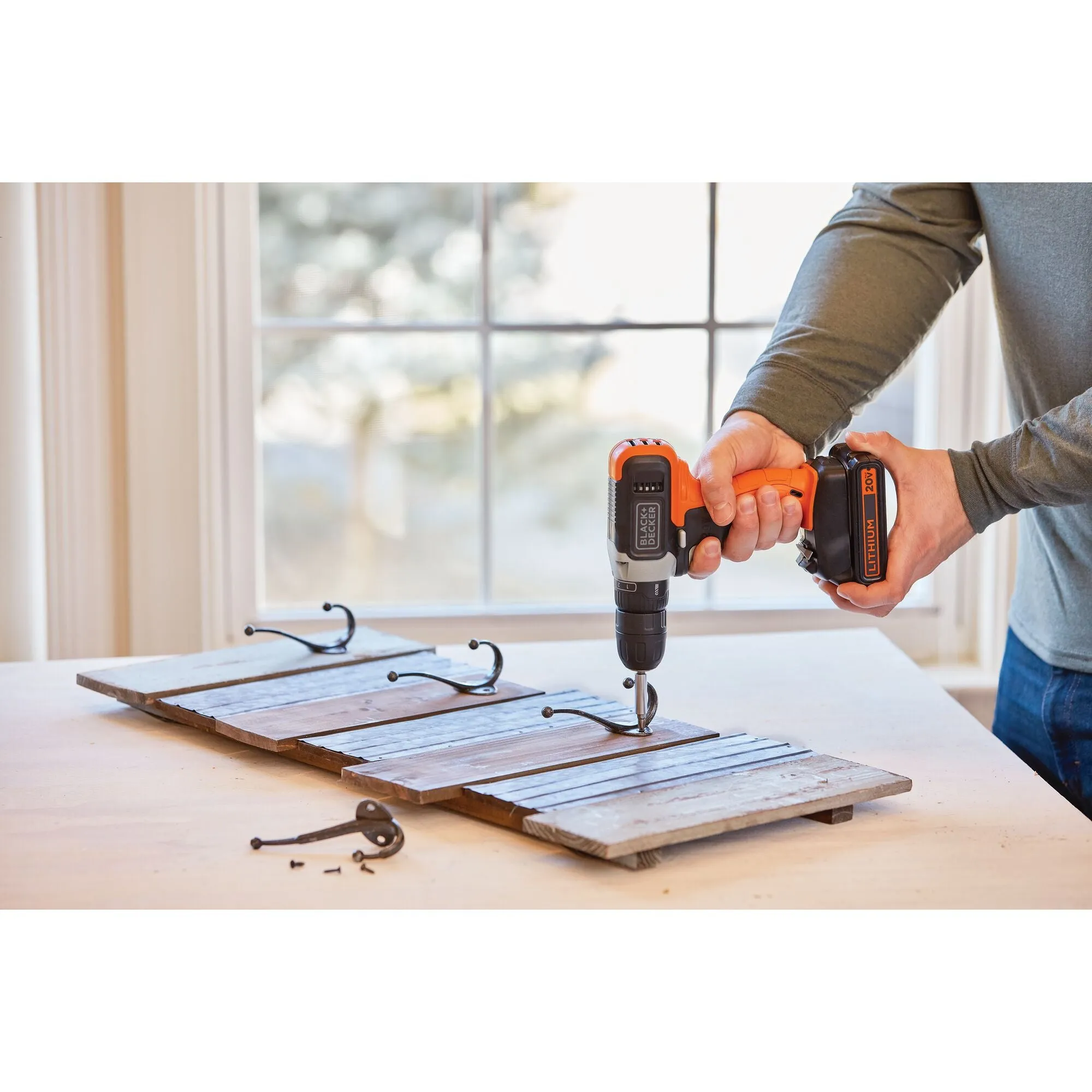 20V MAX* Cordless Drill & Impact Driver Combo Kit