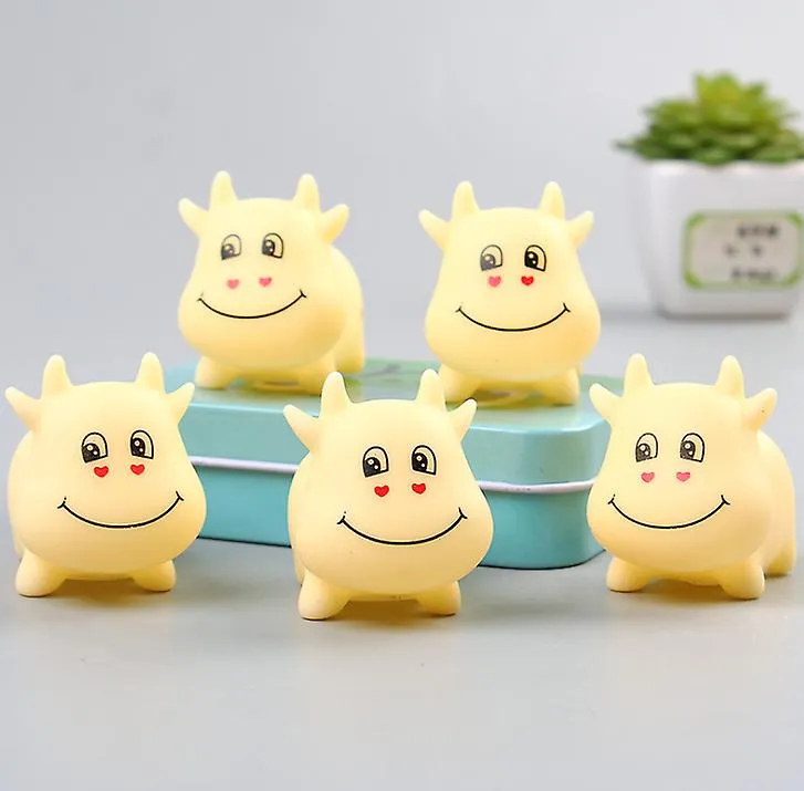 2Pcs yellow Cute Super Cute Dumplings Squeeze And Call Children's Gifts AZ12353