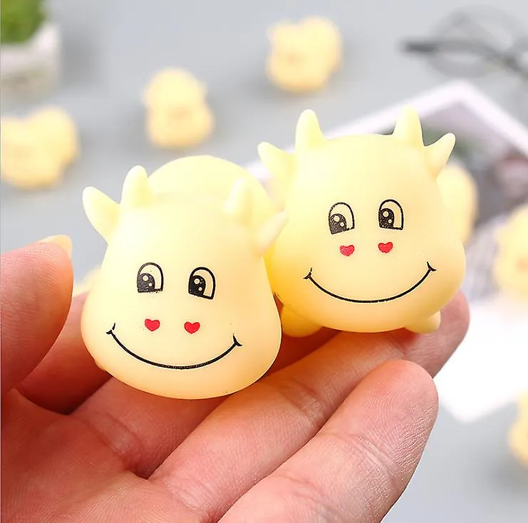 2Pcs yellow Cute Super Cute Dumplings Squeeze And Call Children's Gifts AZ12353