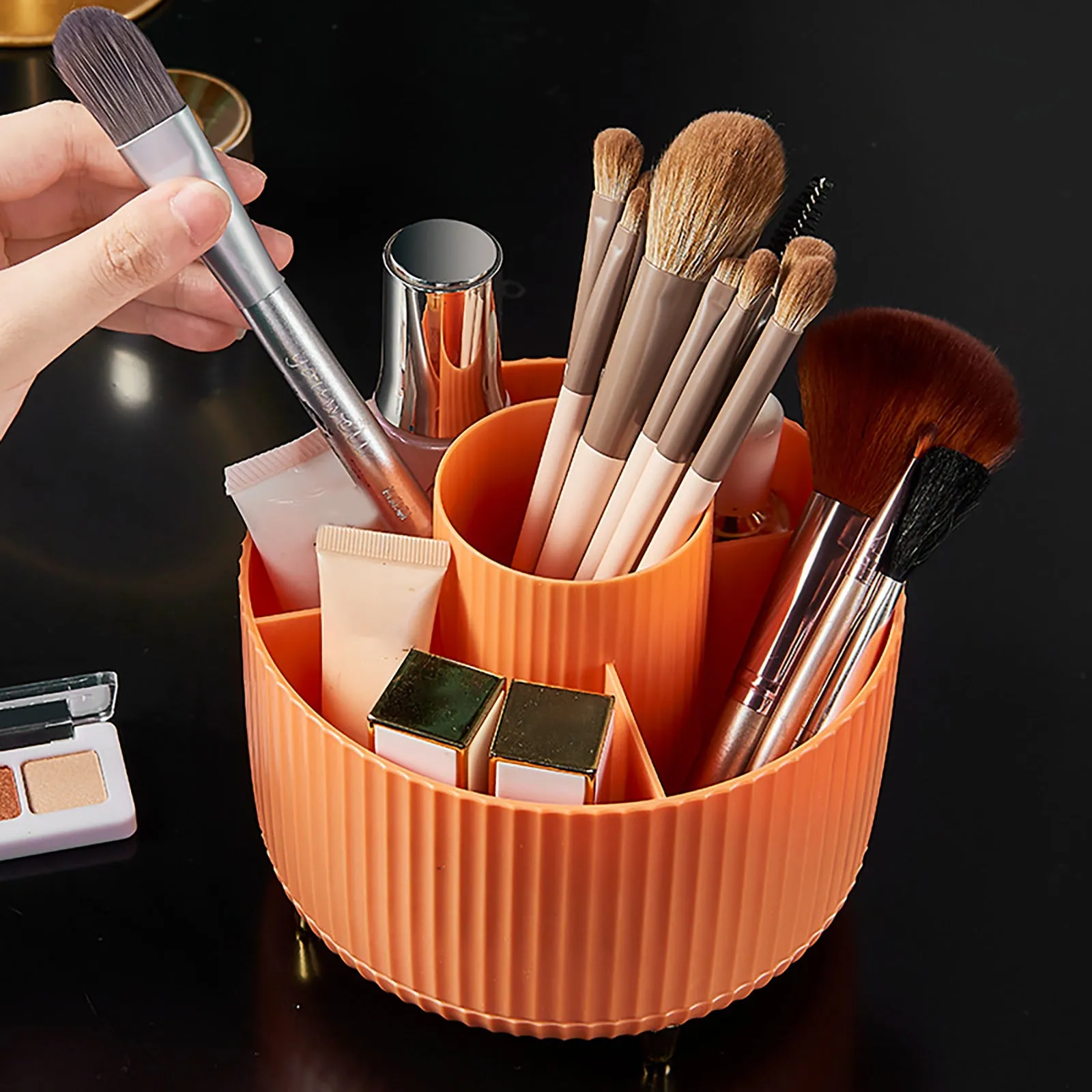 360° Rotating Makeup Brush Organizer