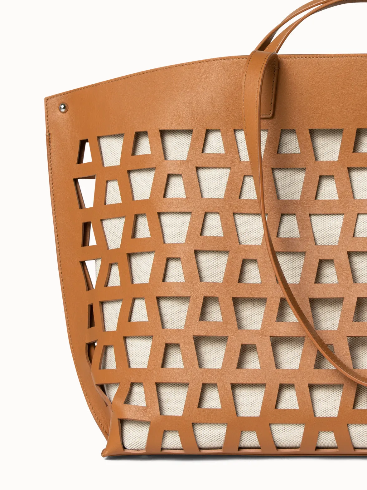 Ai Medium Shoulder Tote