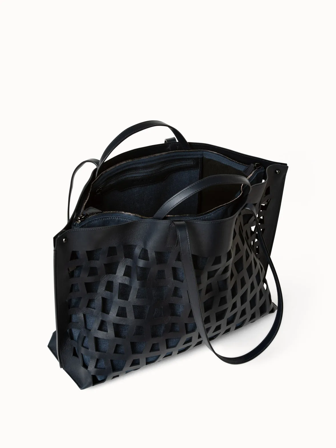 Ai Medium Shoulder Tote