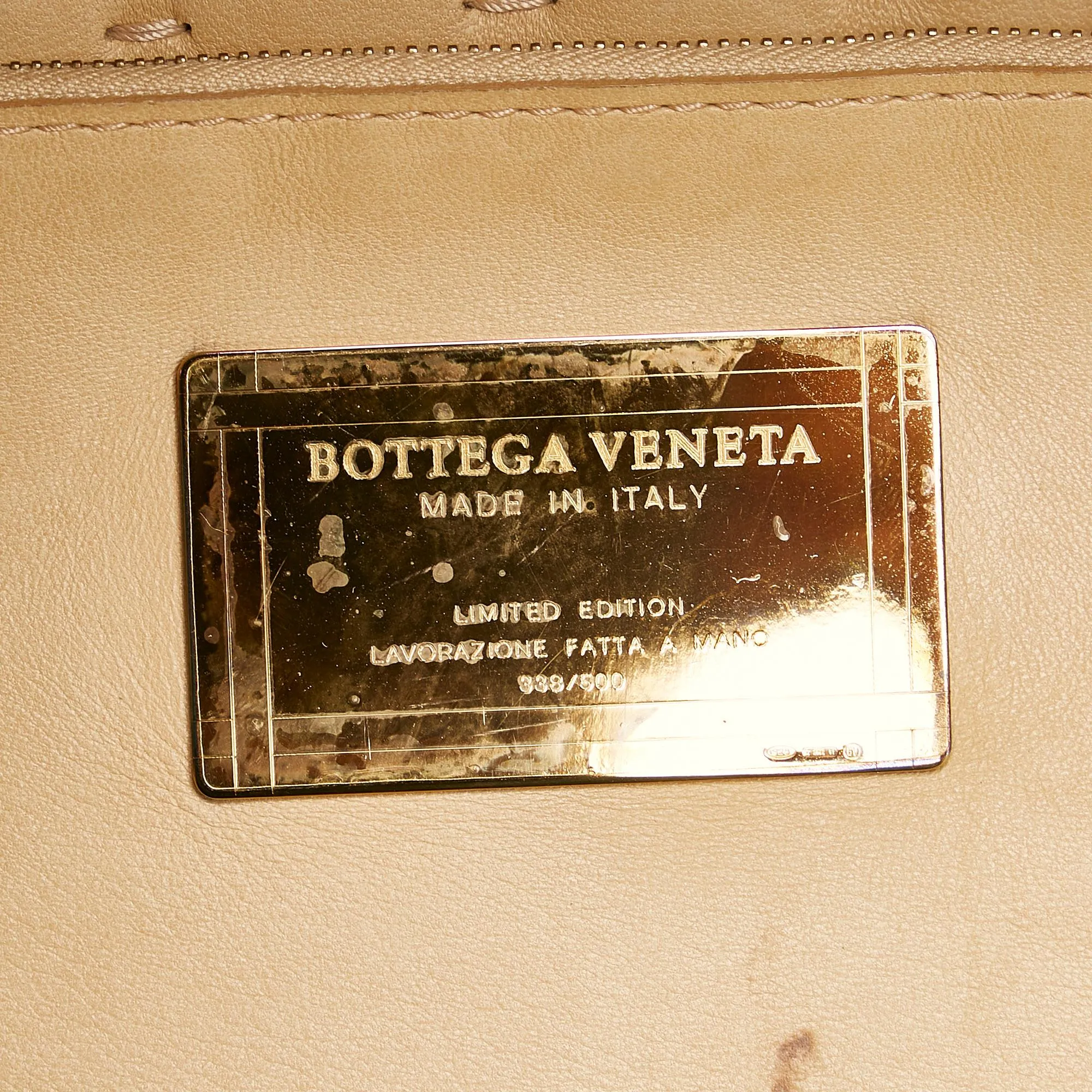 Bottega Veneta Intrecciato Capri Leather Tote Bag (SHG-31386)