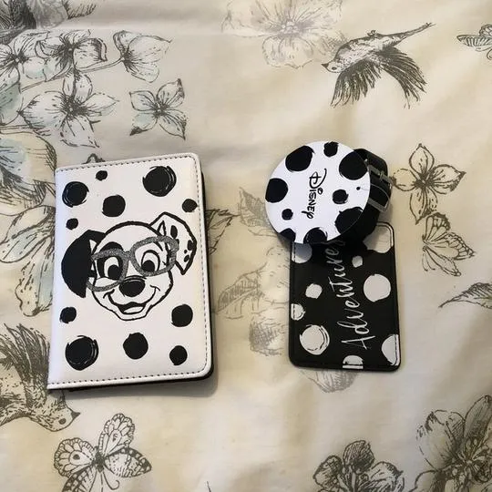 Disney 101 Dalmatians Passport & Luggage Tag