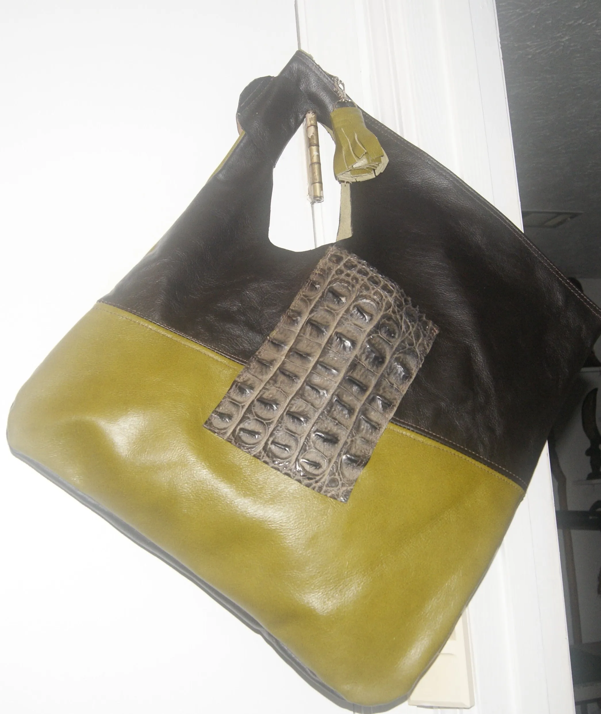 Dorothy Vaughn - Olive & chocolate shoulder bag