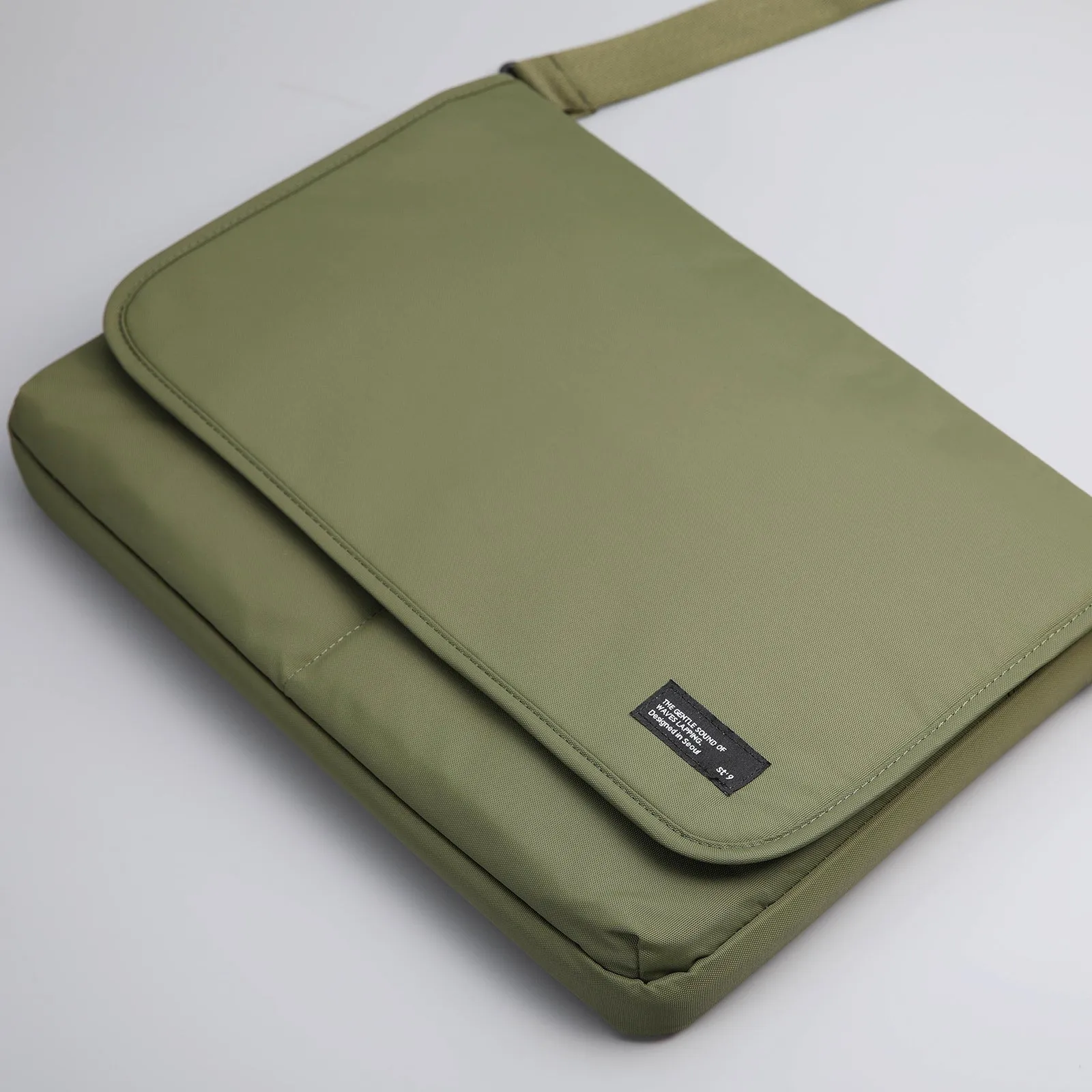 Eco-friendly 15.6/16" Water-resistant Laptop Sleeve Bag ST'9