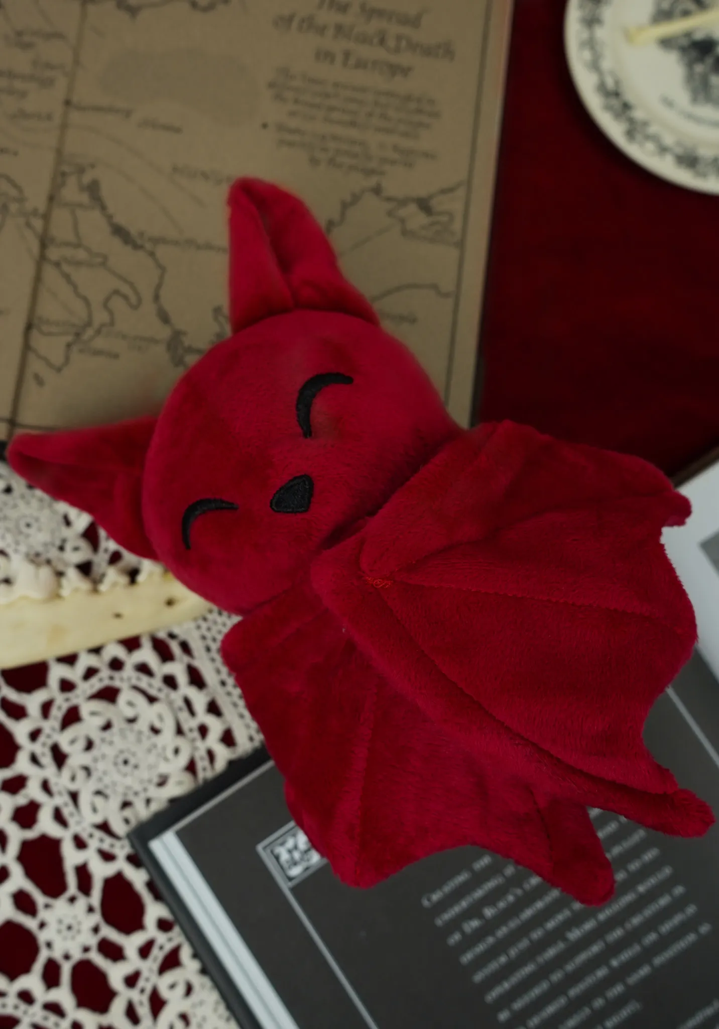 Koumori-Chan [Vamp Red] | BAT PLUSH