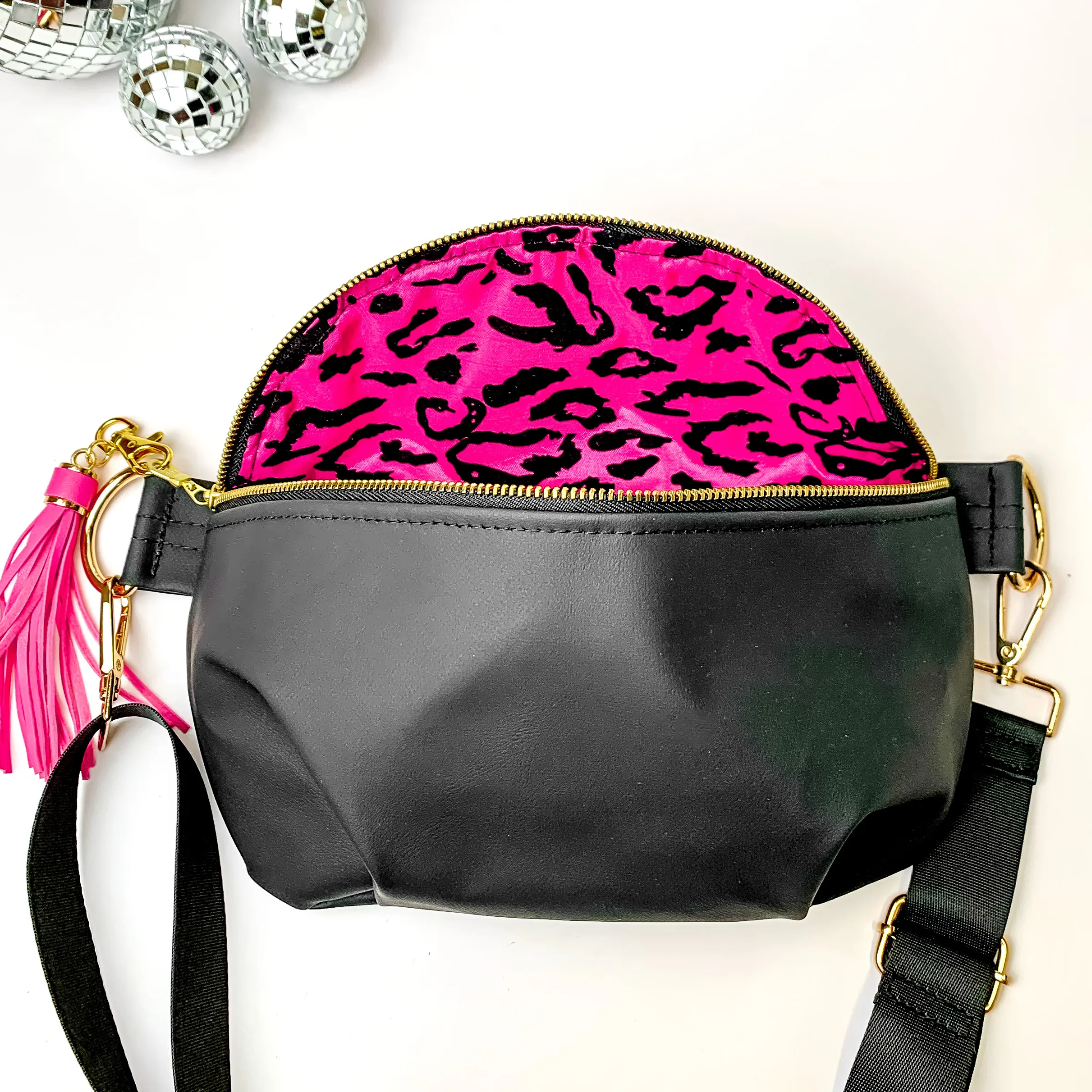 Makeup Junkie | Onyx Sidekick with Adjustable Strap in Black