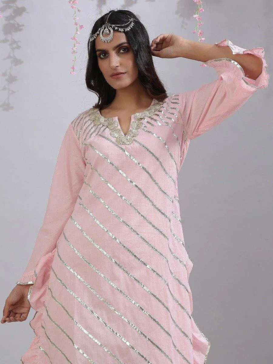 Mila powder pink kaftan