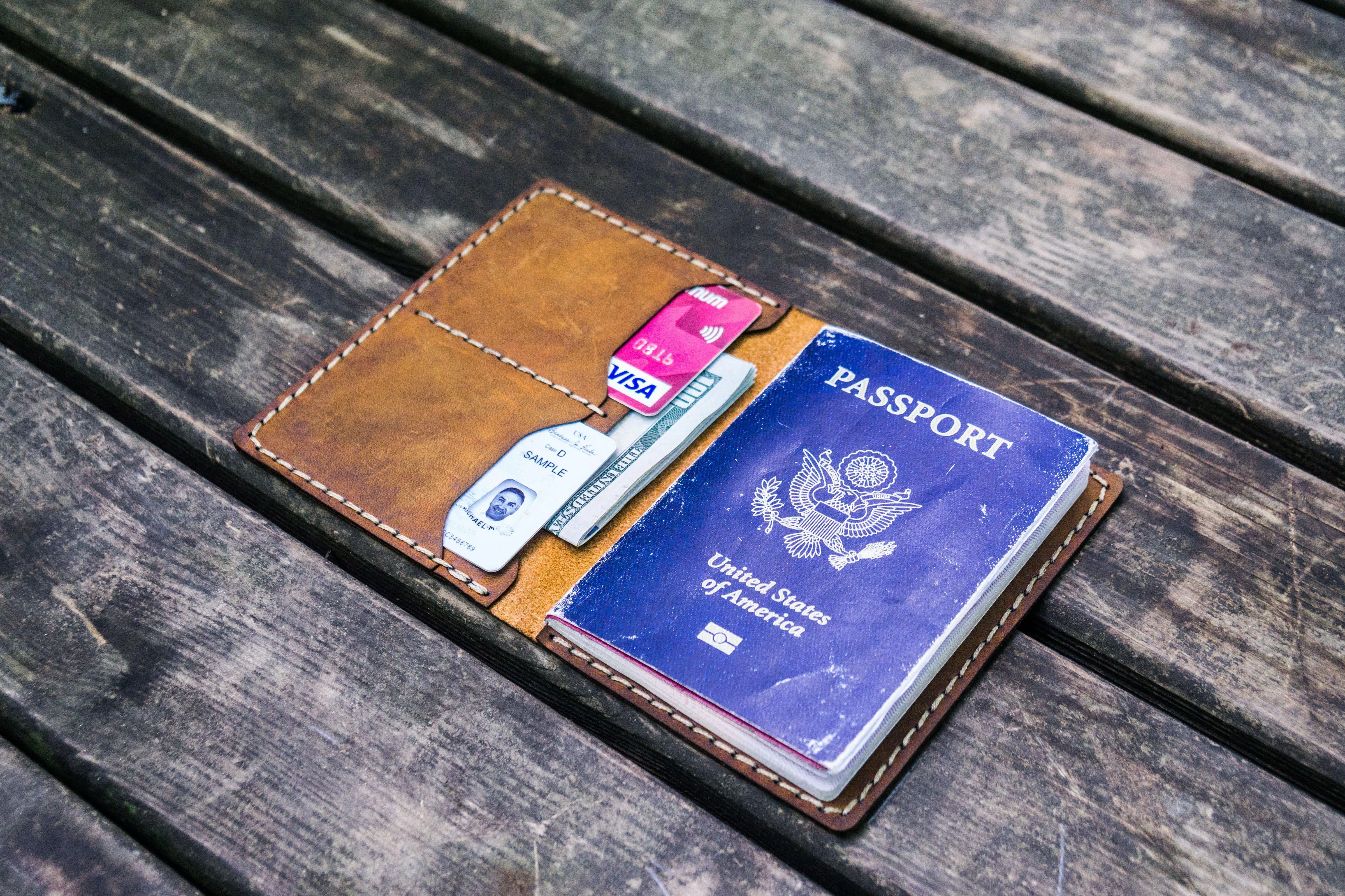 No.06 Leather Passport Holder - Crazy Horse Brown