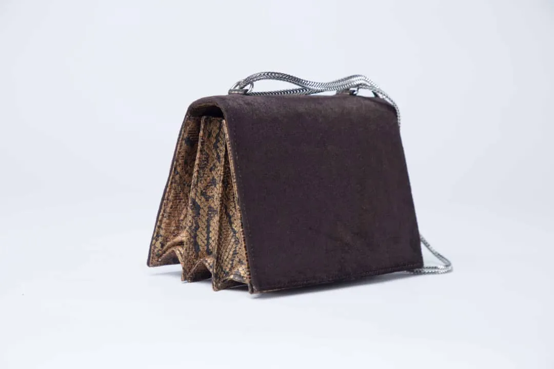 Pariola Shoulder Bag