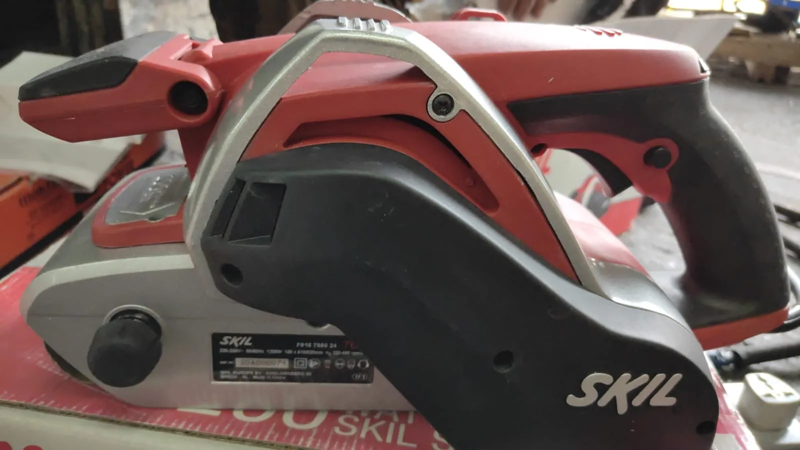 SKIL 4" 1200W Belt Sander | Model : 7660 (NO WARRANTY)